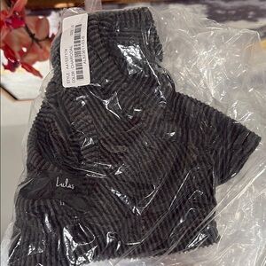 Lulus black cropped tank